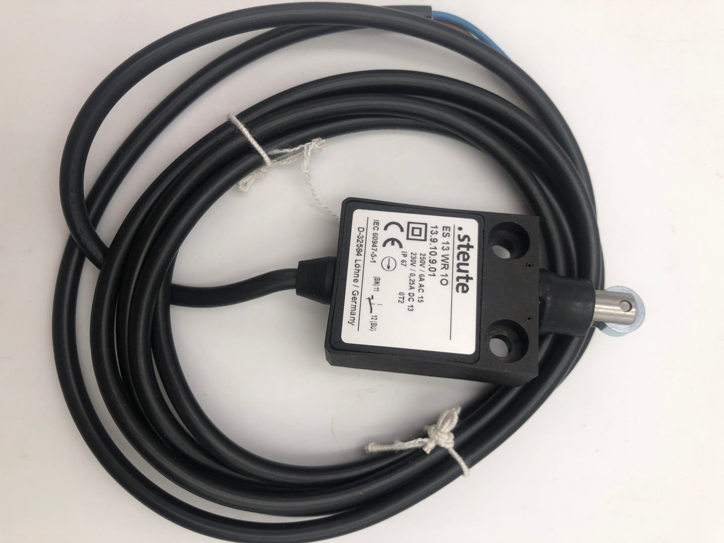 シュメアザール ES13WR10