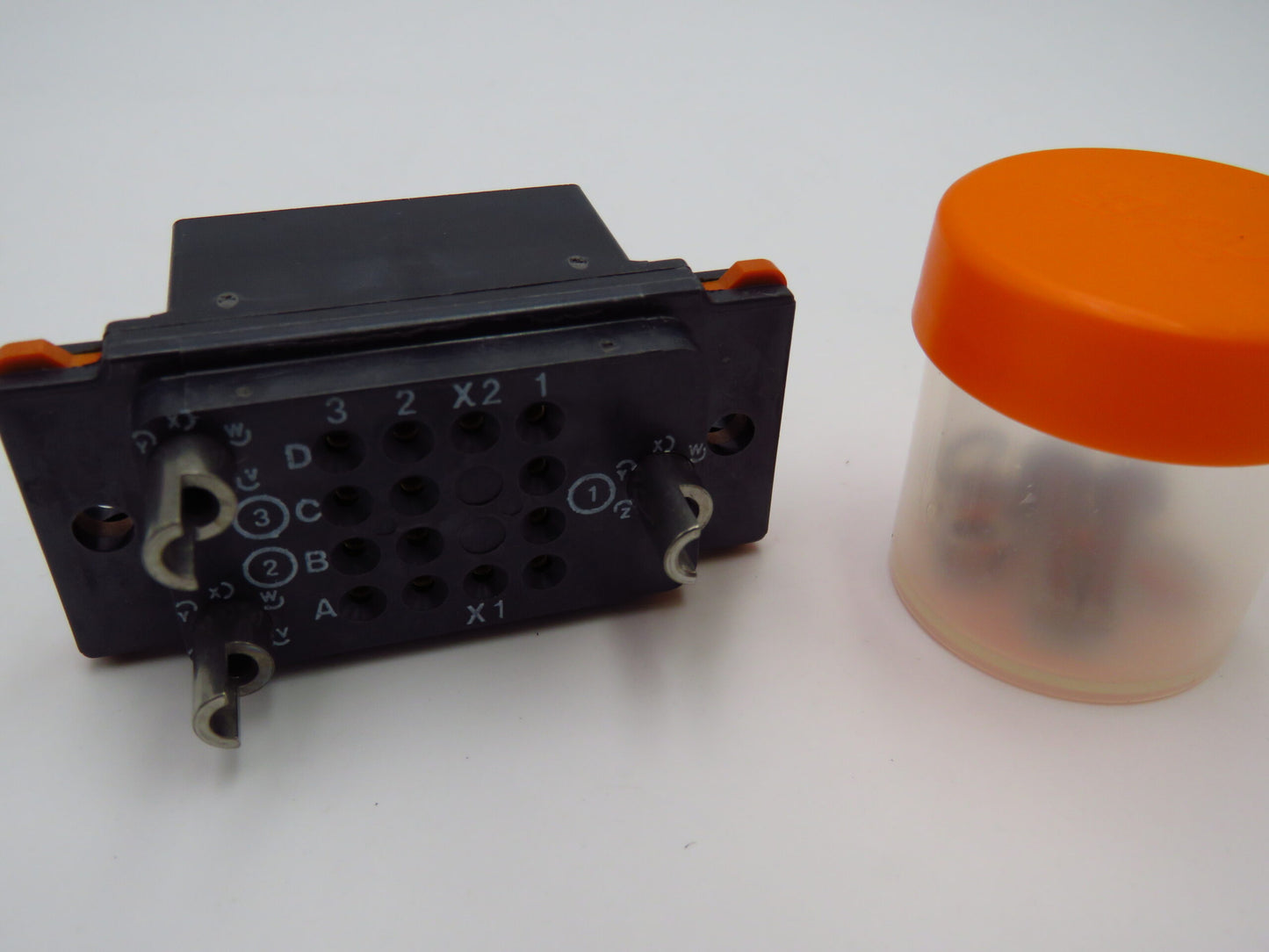 DEUTSCH P/N.:STFE 410 B 2 A