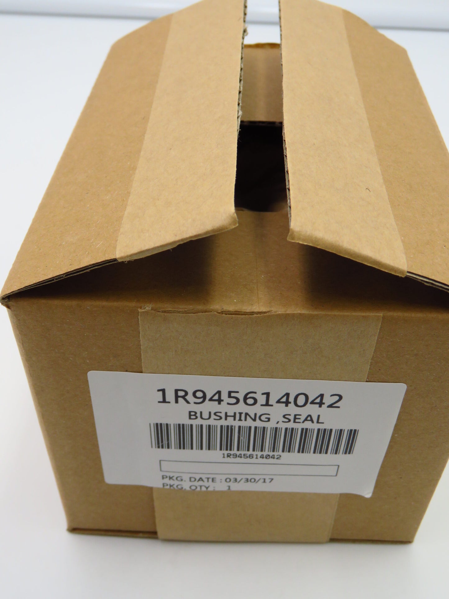 FISHER P/N:1R945614042