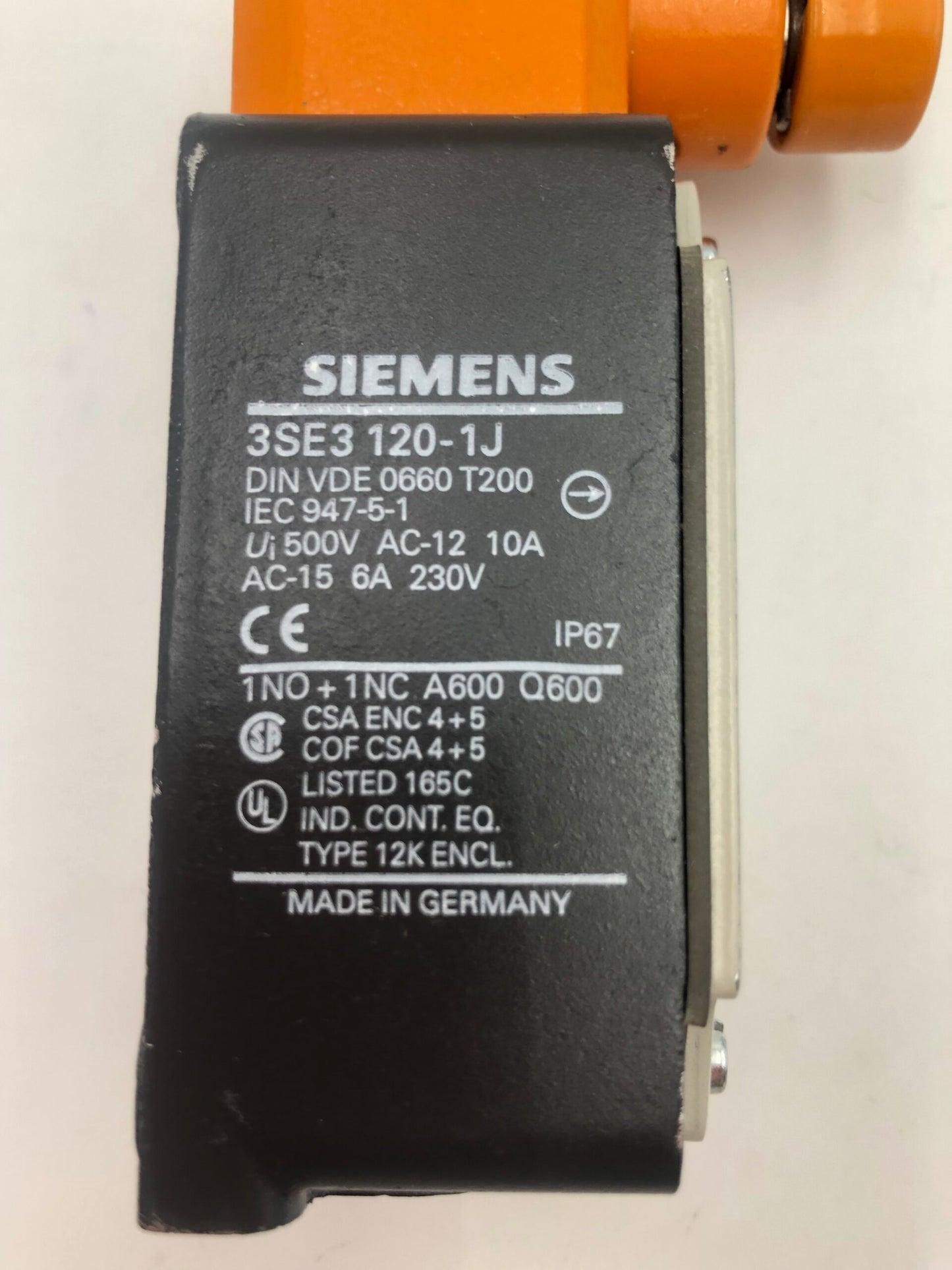 SIEMENS 3SE3-120-1J